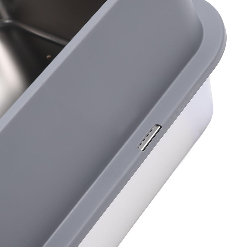 Stainless Steel Enclosed Litter Box with Lid W6761