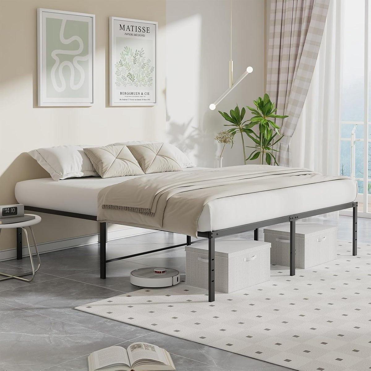 Queen Black Metal Platform Bed Frame K916165