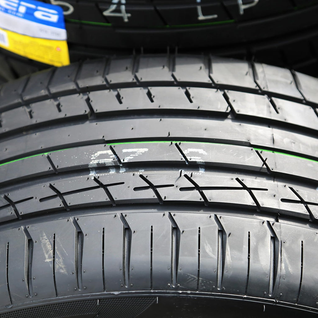 4 All Season 20 inch Tires A6441